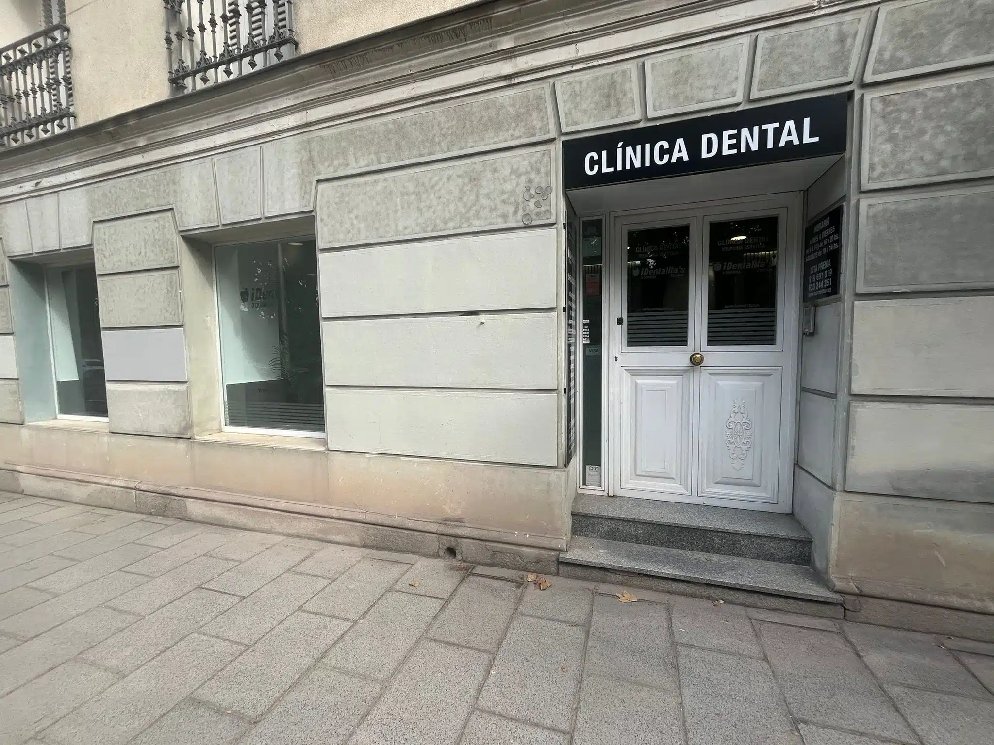 clinica-dental-identalitas-odonnell-22-fachada-exterior